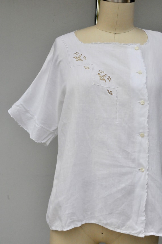 Asymmetrical White Cotton Blouse - Hand Embroider… - image 3
