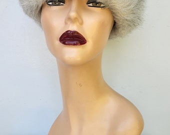 Vintage Faux Fur Gray Hat - Gray Faux Fur Hat - Warm Winter  display picture 1