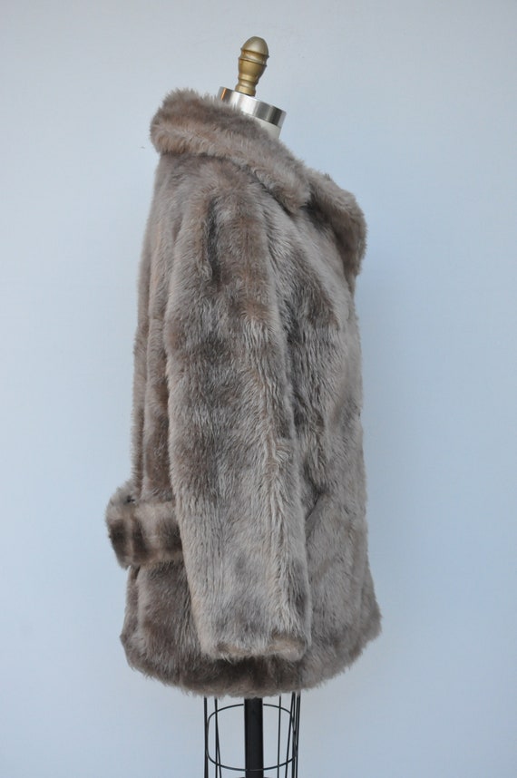 Vintage Faux Fur Coat Jacket - VEGAN Fur Coat - C… - image 4