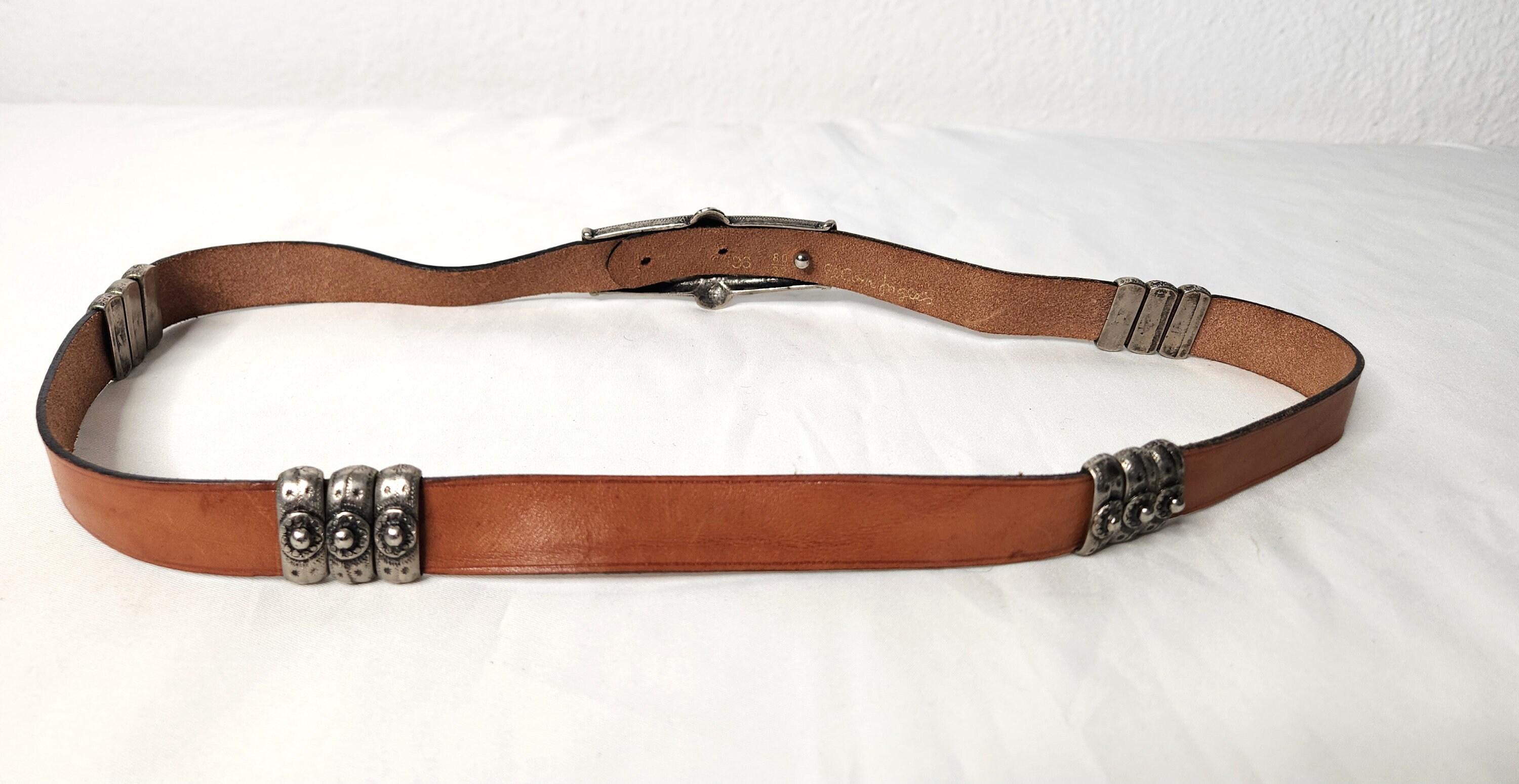 Vintage Studded Brown Leather Belt - El Corte Ingles Belt  display picture 1