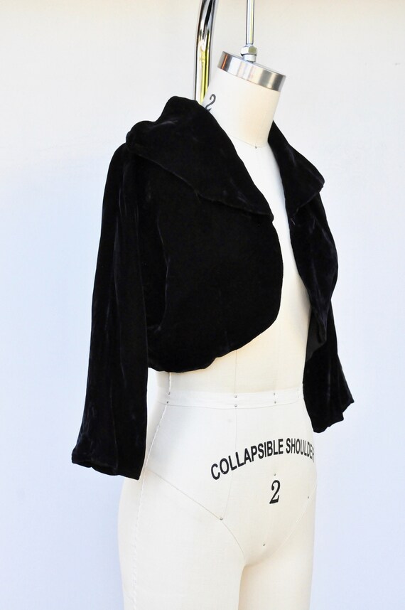 20s 30s Cropped Black Velvet Bolero Jacket Blazer… - image 2