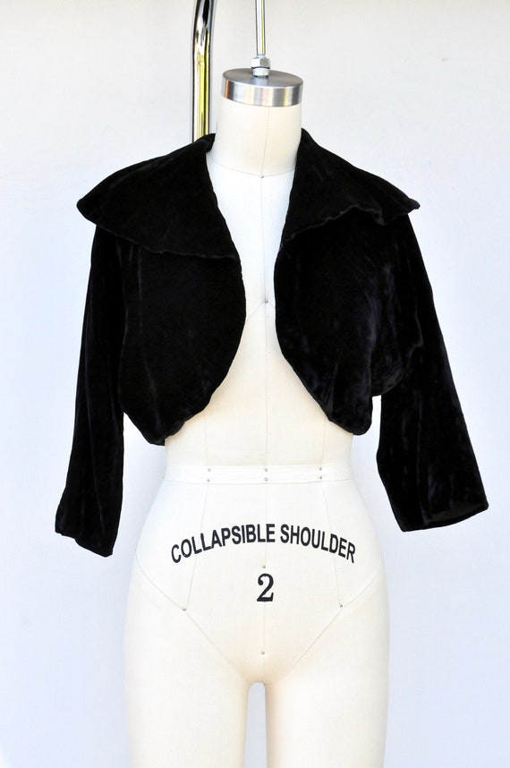 20s 30s Cropped Black Velvet Bolero Jacket Blazer… - image 4