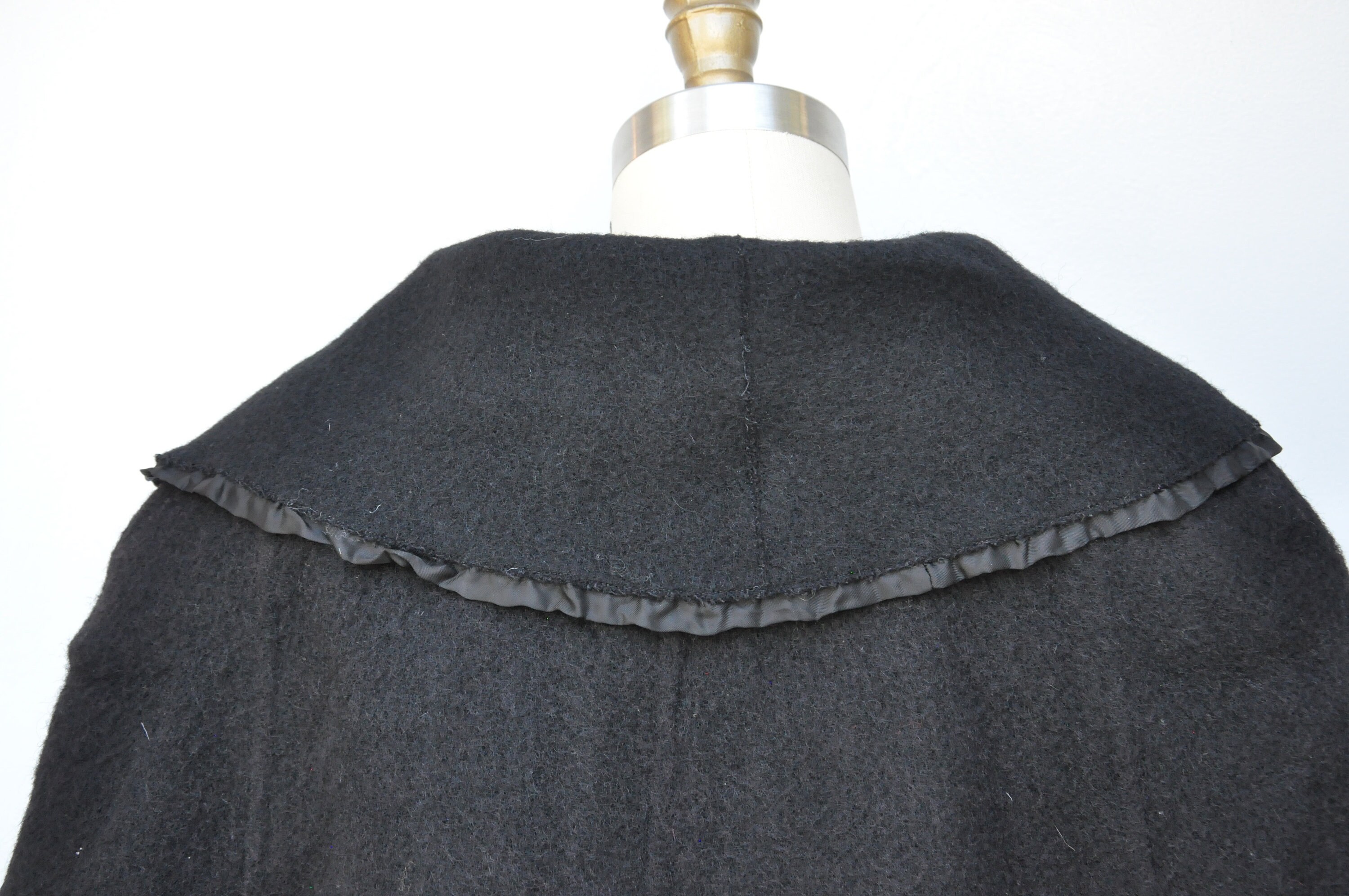 Vintage Oversized Wool Cape Poncho - 80s Italian Cape