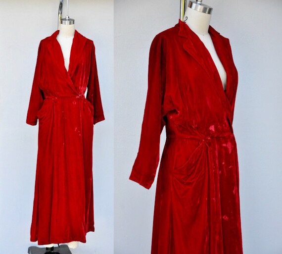 Vintage 40s Red Velvet Dress with Large Pockets -