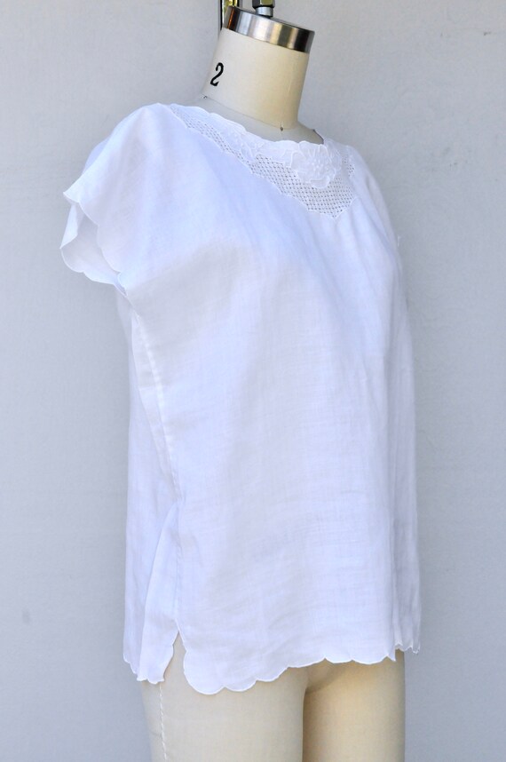 Vintage White LINEN Blouse - Hand Embroidered Blo… - image 4