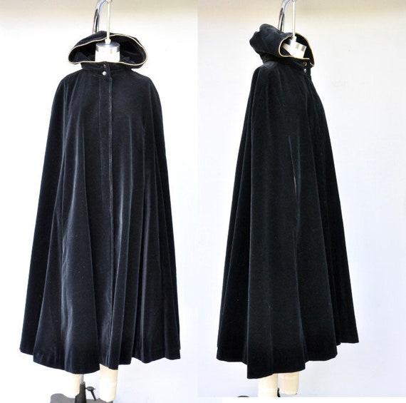 Vintage Hooded Velvet Cape Cloak - Black Velvet C… - image 1