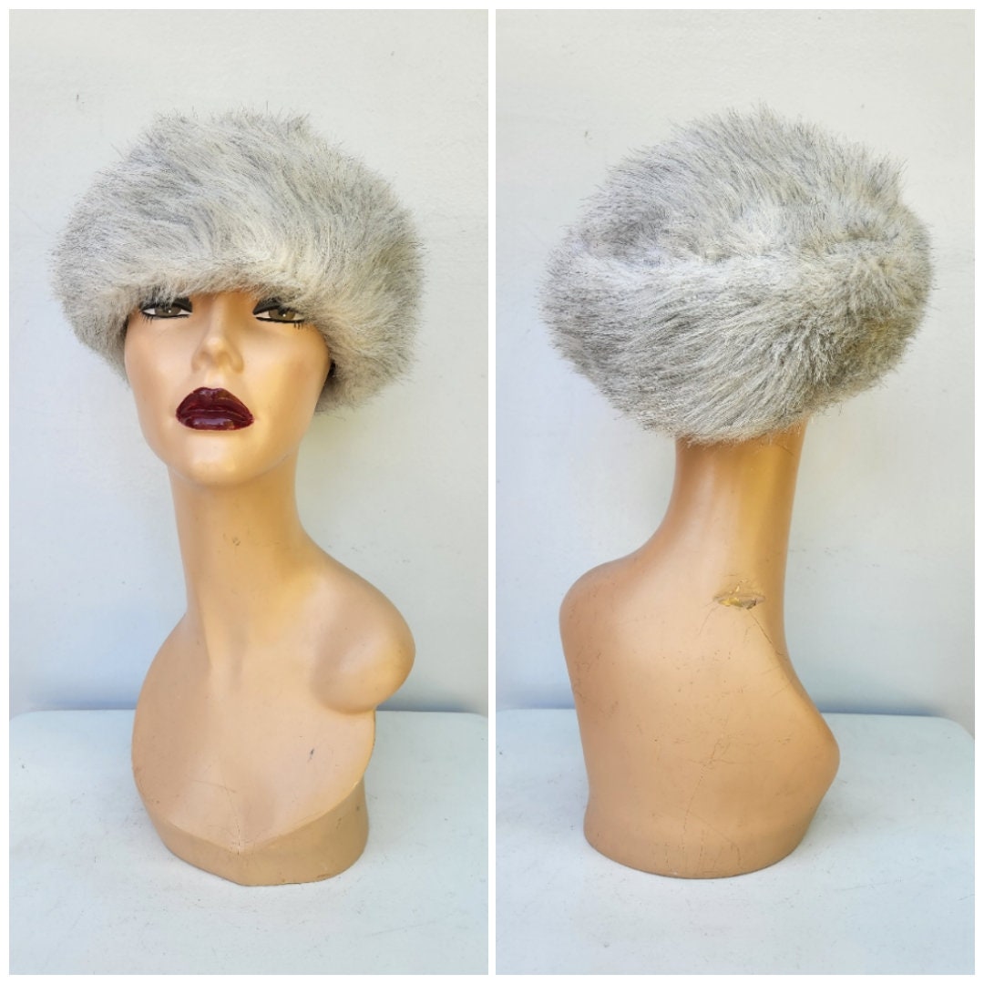 Vintage Faux Fur Gray Hat - Gray Faux Fur Hat - Warm Winter  display picture 3