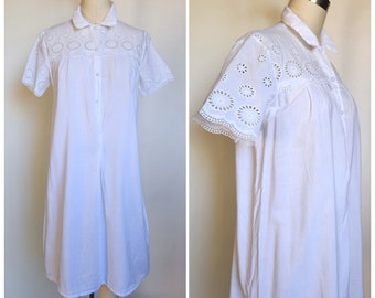 Camicia da notte vintage francese bianca - Camicia da notte bianca con occhielli - Camicia da notte francese anni '80 - '90 - taglia XS - S