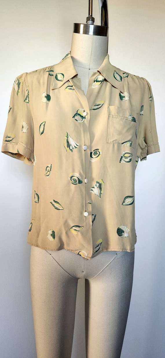 40s Hawaiian Shirt Rayon Shirt - Seashell Shirt -… - image 2