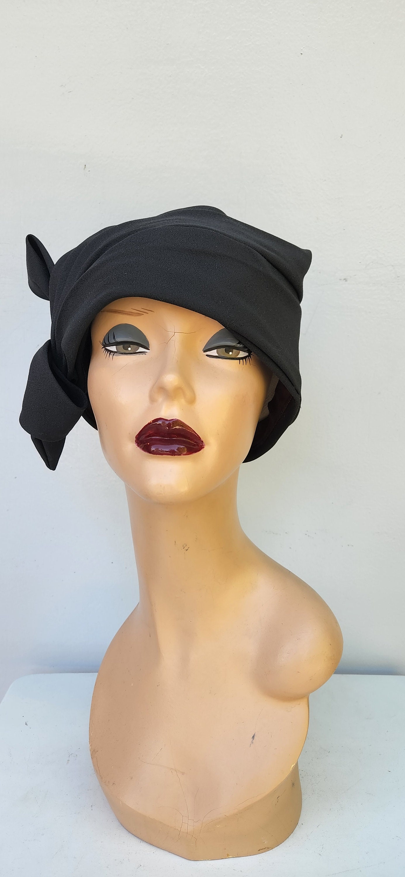 20s 30s Black Hat - Vintage Hat - Long Pointed Hat - Pleated  display picture 3