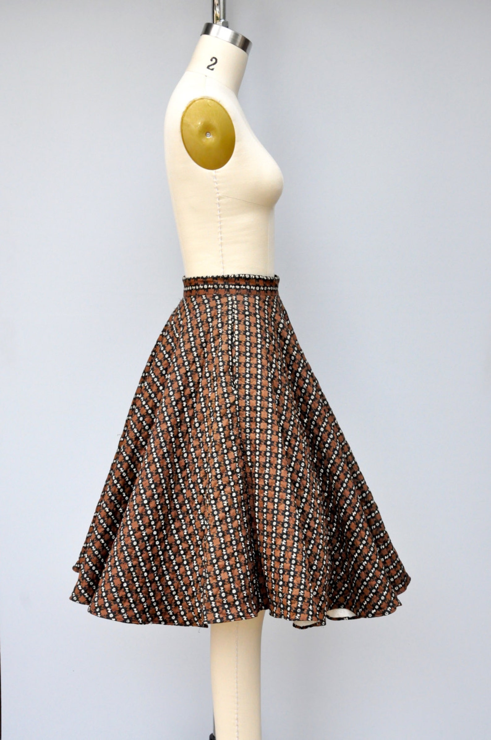 50s Full Skirt Quilted Circle Skirt 50s Novelty Print | Etsy