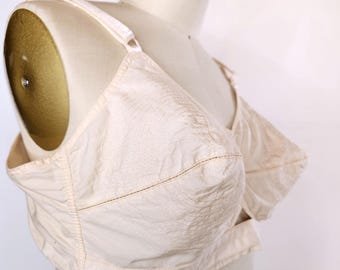 50s BULLET Bra by Angel Form - Ivory Pointed Bra Stitched Embroidery Bra - Romantic Mid Century - size 40/100 B