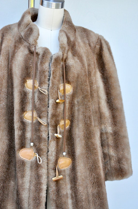 Vintage Faux Fur Coat Jacket - VEGAN Fur Coat - C… - image 2