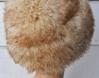 60s FUR Hat - Curly Lamb Hat - Sheepskin Hat - Lambskin Hat  display picture 1