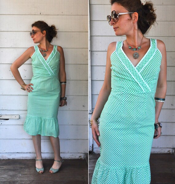 60s Polka Dots Dress - Green & White Summer Fitted Day Dress - SEXY Mod  Garden Beach Dress Mad Man size S - M