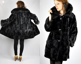 Vintage Princess Coat - Black VELVET Coat - Faux FUR Collar & Wrists Coat Jacket - Vegan Coat Chunky Warm Glam Minimalistic S M