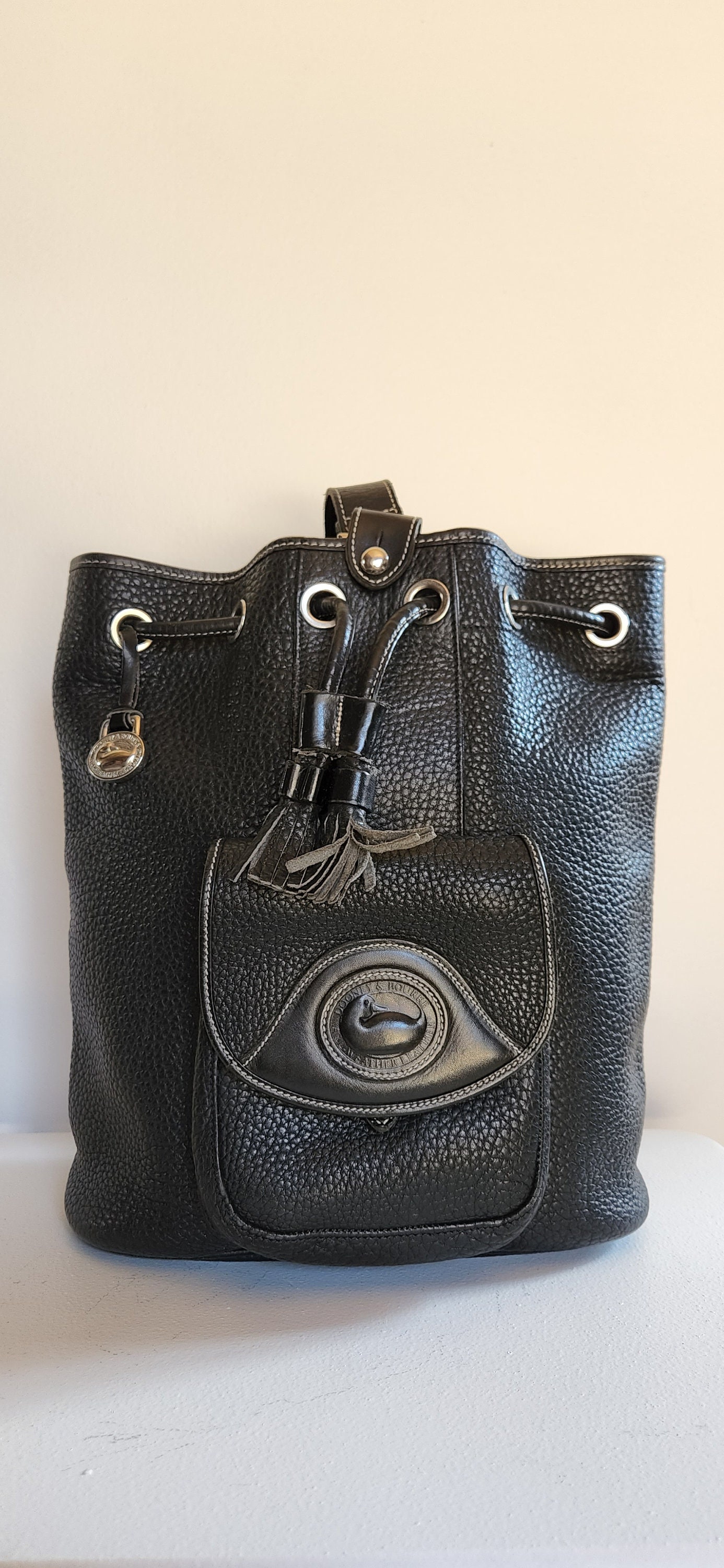Vintage Dooney & Bourke Black Pebbled Leather Drawstring One  display picture 2