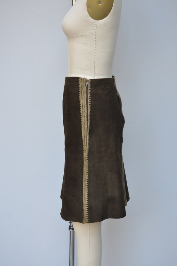 Vintage High Waisted Leather Skirt and Crochet Pa… - image 10