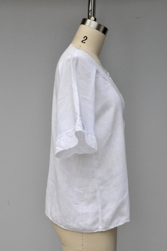 Asymmetrical White Cotton Blouse - Hand Embroider… - image 7