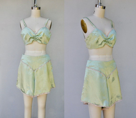 Lingerie Set - Satin Bra + Shorts Set - 90s does 2