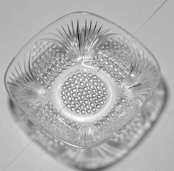 Set of Three Small Pressed Glass Bowls Crystal Nut Bowls Etsy