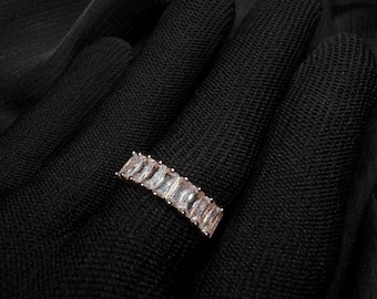 Verstellbarer Ring mit Baguette-Zirkonia, 18 Karat rosévergoldet, Kristall-Ewigkeitsring, minimalistischer Statement-Ring, Geschenk für Sie