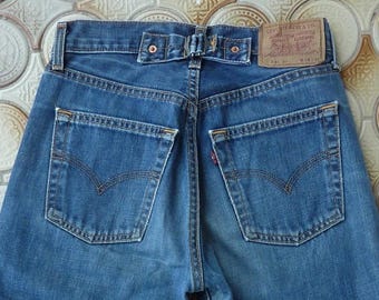 levis buckle back