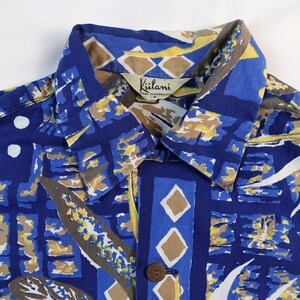 Alfred Shaheen Kiilani 1950s Men's vintage Hawaiian Aloha Shirt. Small. Cotton. Bird of Paradise. Blues, bronze, yellow, white. Loop collar image 3