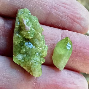 Vesuvianite crystal, large vesuvianite crystal cluster, raw vesuvianite crystal cluster, vesuvianite stone