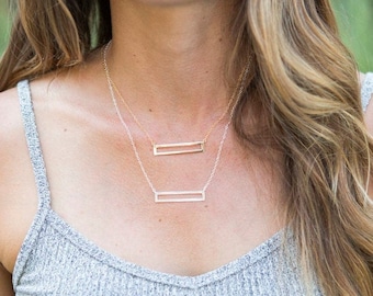 RECTANGLE OUTLINE NECKLACE // Modern Geometric Necklace - Gold Filled, Sterling Silver - Simple Bar Necklace - Lasercut - Pendant