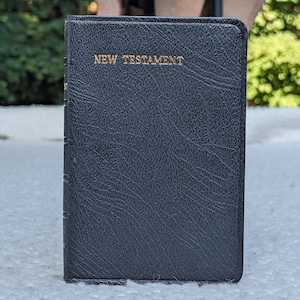 The New Testament of Our Lord and Saviour Jesus Christ - Leather Bound, Pocket Size - Vintage 1957, Collins Clear-Type Press