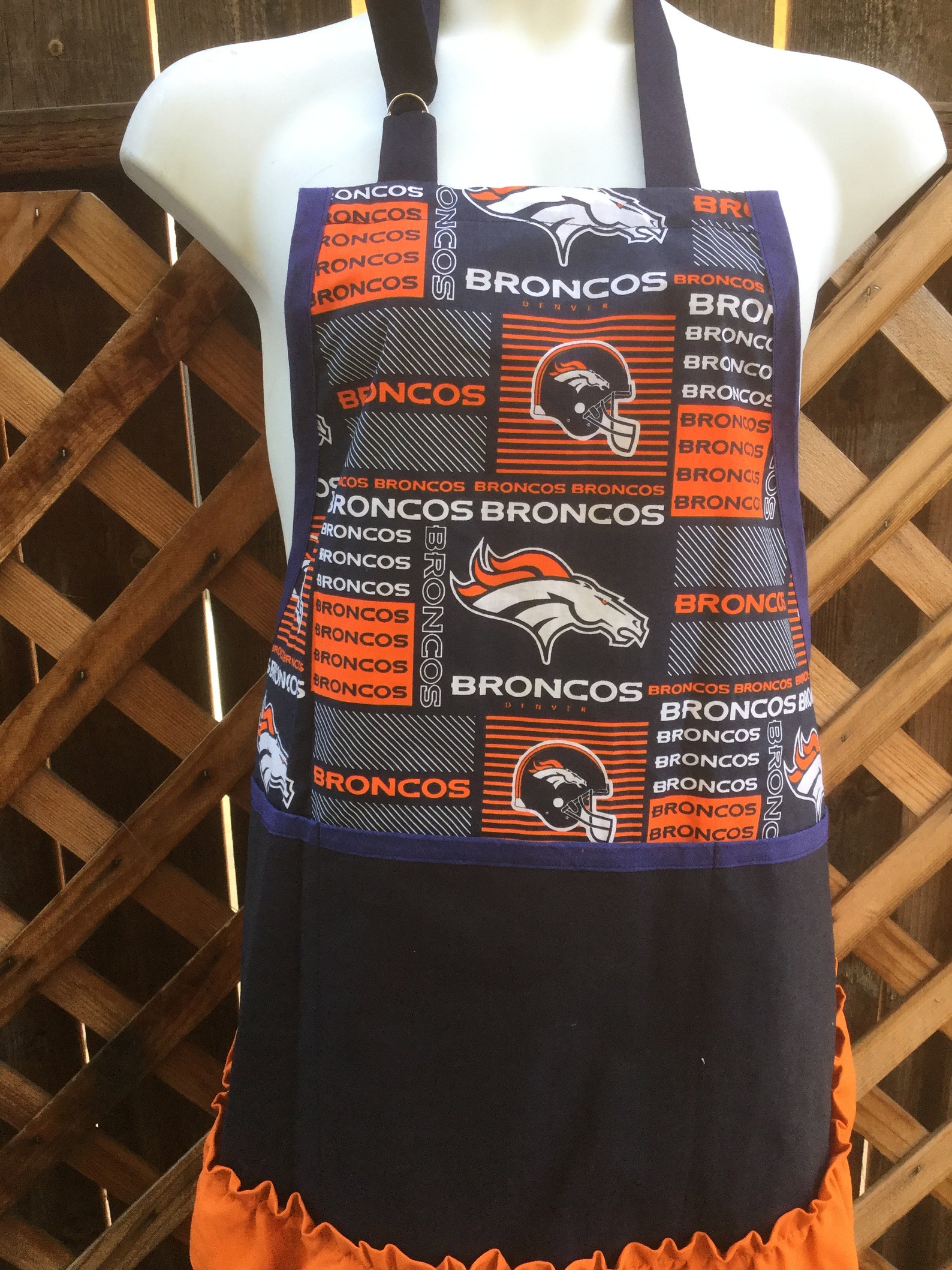 Set Denver Broncos Fans Apron. Etsy UK