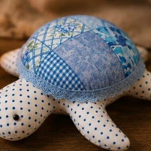 Sea Turtle Sewing Pattern PDF | Patchwork Turtle Plush Pattern | Stuffed Turtle Plushie Tutorial | DIY Soft Toy Digital Download