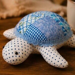 Patchwork Sea Turtle Sewing Pattern | Stuffed Plush Toy Tutorial (PDF Download)