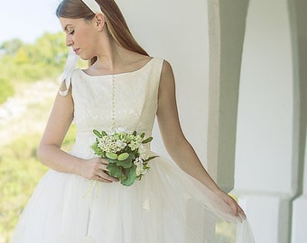50s Wedding Dress, Tea Length Gown, Ivory Bridal Vintage Dress Lace Wedding Dress, Tea Length Dress, Tulle Short Minimalist Wedding Dress