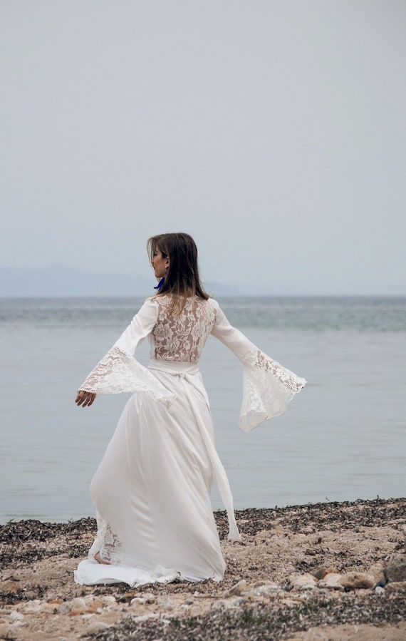 Hippie beach shop wedding
