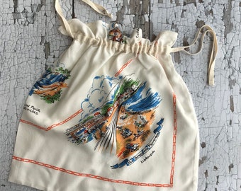 Handy Drawstring bag ~ vintage fabric ~ cream blue orange ~ Welsh scenes ~ toiletry or wash bag