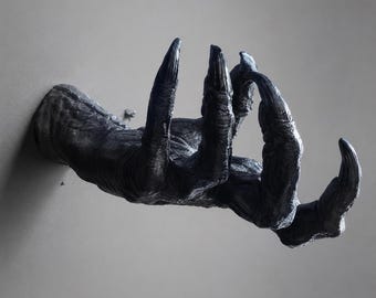 Gancio da parete a forma di mano di strega gotica, scultura in resina a forma di mano, portagioie gotico, portachiavi da strega, stile dark academia, appendiabiti per borse, decorazione murale di Halloween