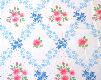 vintage Franse stof blauwe en roze bloemenstof knutselstof quiltstof 142