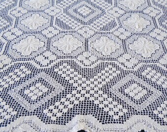 antique filet lace tablecloth vintage cluny type lace tablecloth handmade off white lace tablecloth vintage