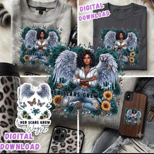 Può includere: Una collezione di abbigliamento e accessori con la grafica di una persona con grandi ali d'angelo, circondata da girasoli e farfalle, con il testo "HER SCARS GREW WINGS" stampato su una felpa grigia, una t-shirt grigio scuro e un adesivo.