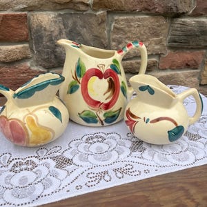 Vintage Purinton Pottery 3-Piece Slipware Set Hand-Painted Apple & Pear Pitcher Creamers