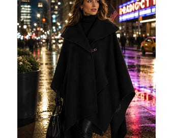 Schwarzer Wollcape mit übergroßem Kragen, eleganter Verschluss für Winteroberbekleidung
