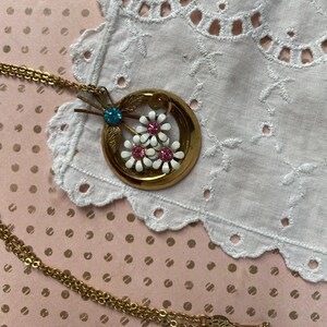 Coro Pendant on Simmons Chain - Vintage 1950s/60s