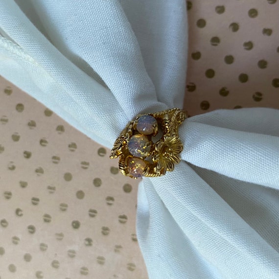 Avon Opalescent Gold Tone Ring - Vintage 1975 - image 2