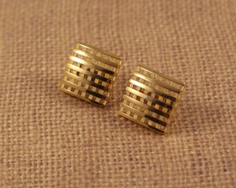 Avon Waffle Weave Clip Earrings - Vintage