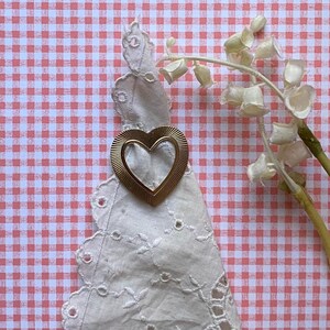 Gold Tone textured Heart Pin - Vintage