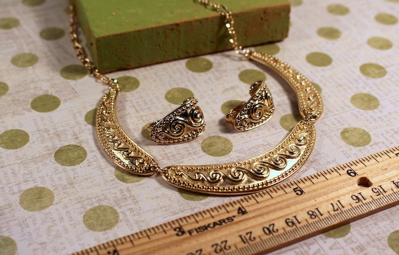 Gold Tone Segmented Necklace with Matching Clip Earrings