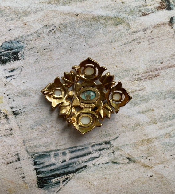 Sarah Coventry "Remembrance" Pin  - Vintage 1968 - image 3