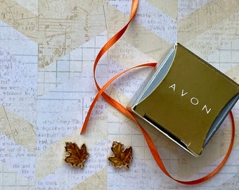 Avon Autumn Leaf Pierced Earrings  - Vintage 1997